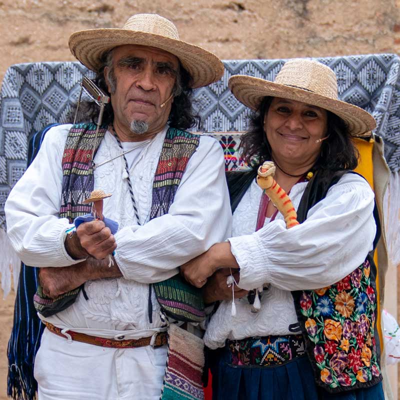 Cuentos de México - Saltimbanqui (México)  ::  Titirimundi