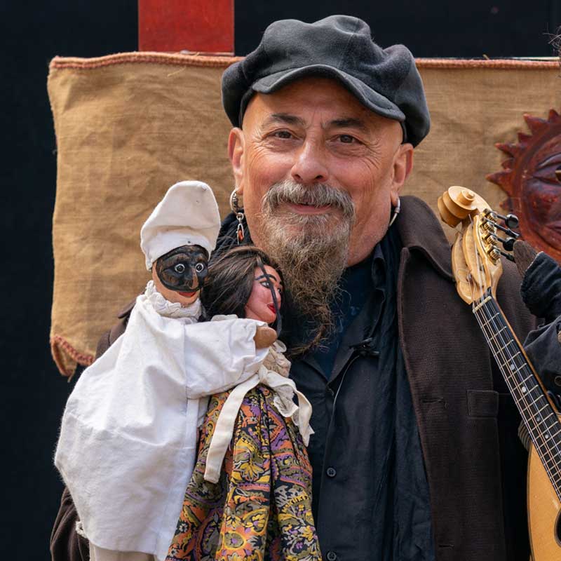 Pulcinella - Salvatore Gatto (Italia)  ::  Titirimundi